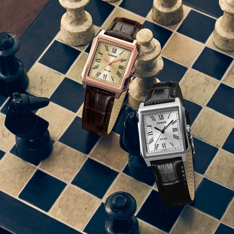 Casio MTP-B190: тонкий прямоугольный корпус, римские цифры и четыре отделки