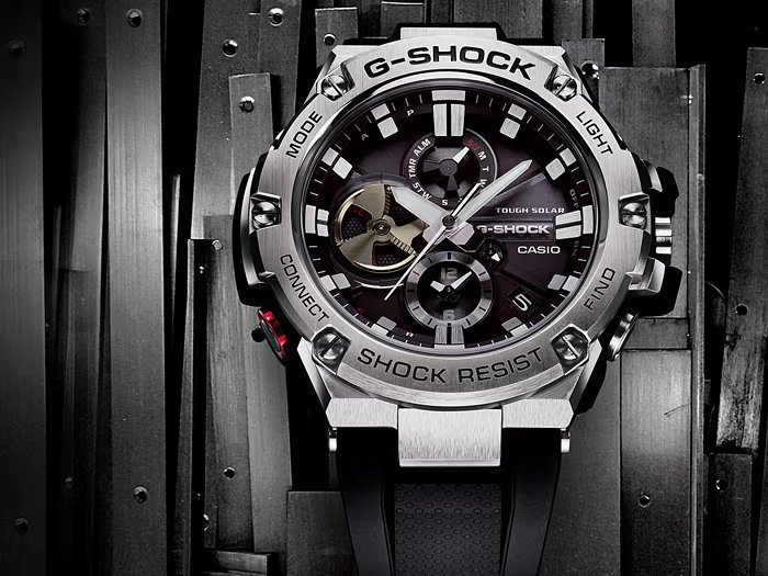 G-Shock GST-B100-1A крупным планом