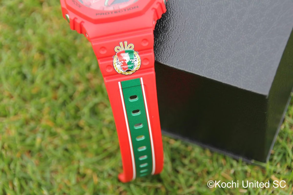 Ремешок G-Shock Kochi United SC 2026ver. с эмблемой клуба