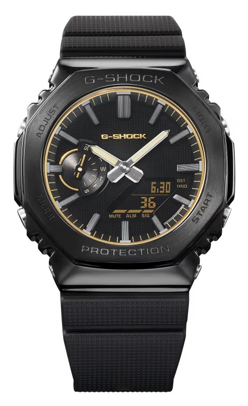 Casio GM-2100LXB-1A9 с золотистыми акцентами