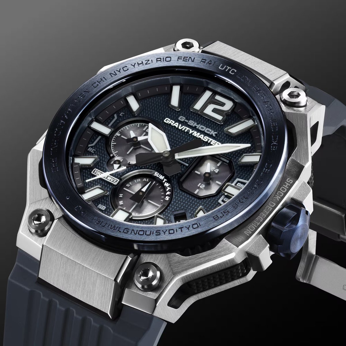 Корпус и безель G-Shock GWR-B3000A-2A крупным планом